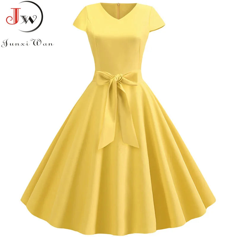Women Vintage Summer Dress - V Neck Short Sleeve Swing Party Dress With Belt