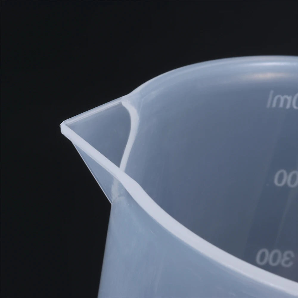 1/4PCS Plastic Measuring Cups – 50ml/150ml/250ml/500ml Graduated Beaker Set for Lab, Kitchen & Baking Measurement Tools