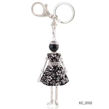 Trendy Women’s Metal Charm Keychain 2026 – Cute Statement Bag Pendant Jewelry Gift for Ladies