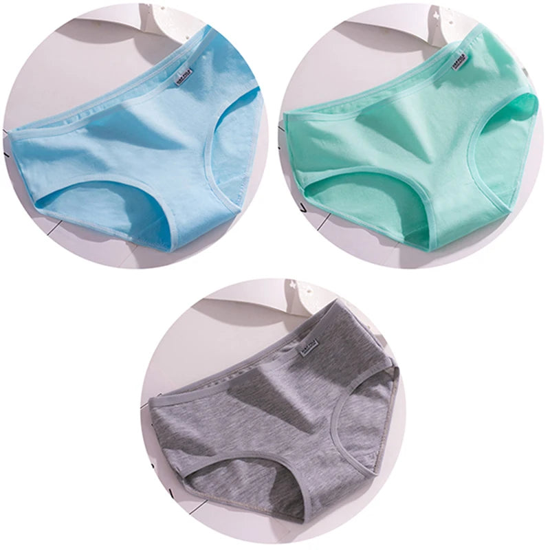 Women’s Cotton Underwear - Candy Color Mid-Waist Breathable Plus Size Briefs