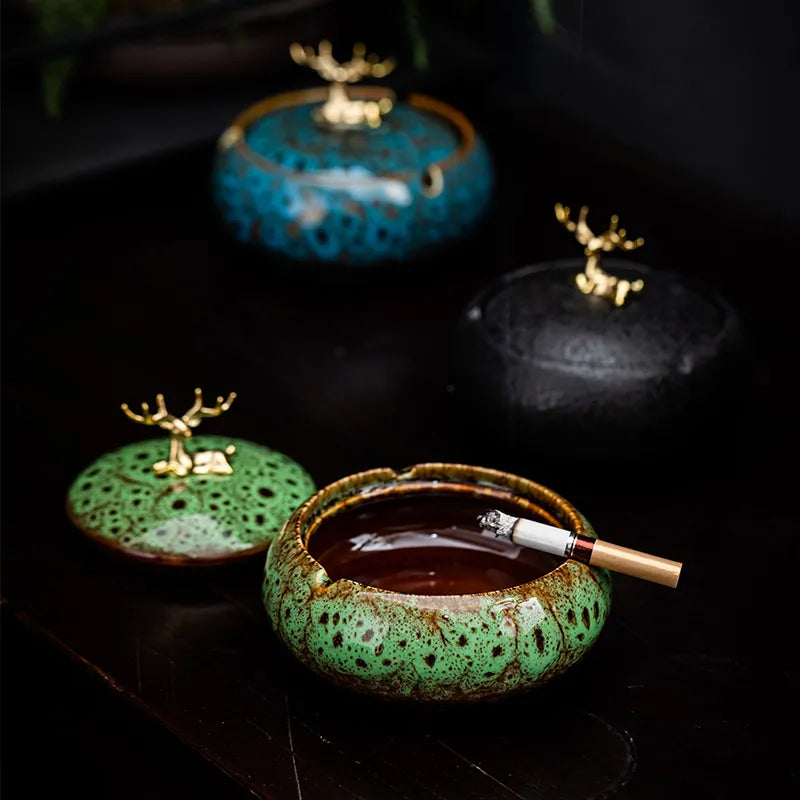 Ceramic Ashtray with Lid - Round Living Room Anti-Fly Ash Cigar Ashtray for Home Decor, Ideal Boyfriend Gift