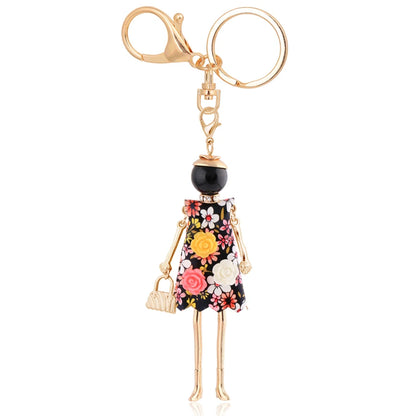 Trendy Women’s Metal Charm Keychain 2026 – Cute Statement Bag Pendant Jewelry Gift for Ladies
