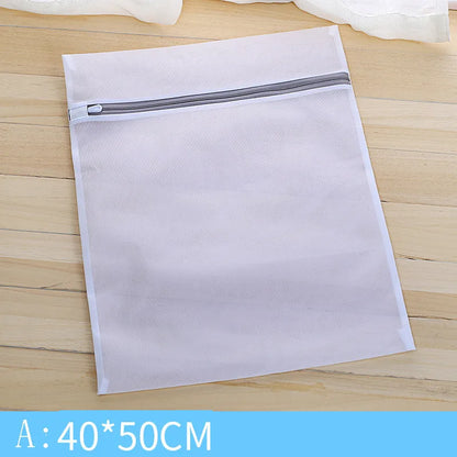 Black Nylon Mesh Laundry Bag – Zippered Washing Bag for Clothes, Bras & Delicates, Washing Machine Safe