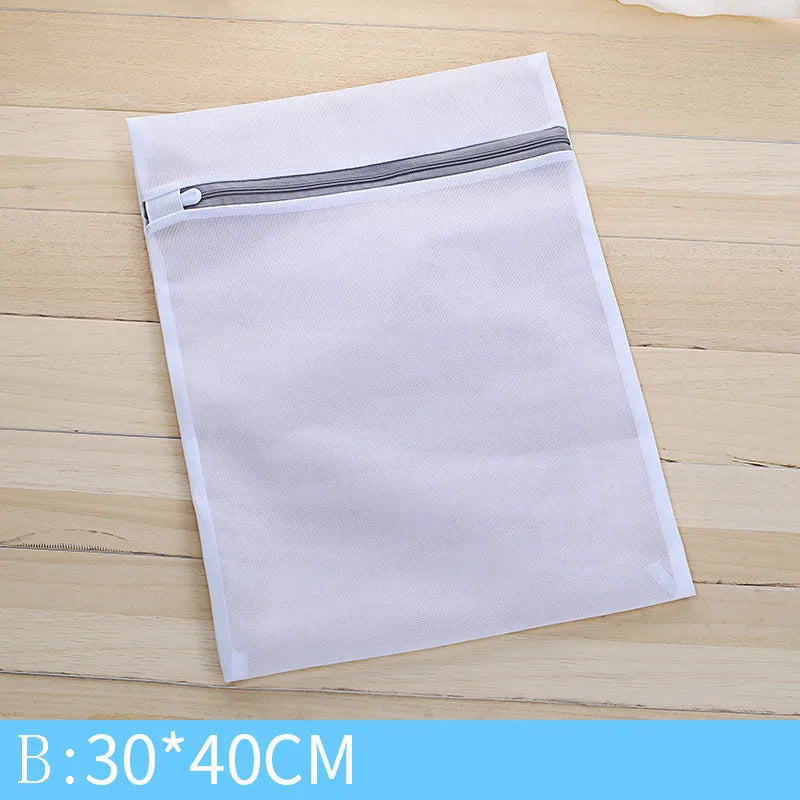 Black Nylon Mesh Laundry Bag – Zippered Washing Bag for Clothes, Bras & Delicates, Washing Machine Safe