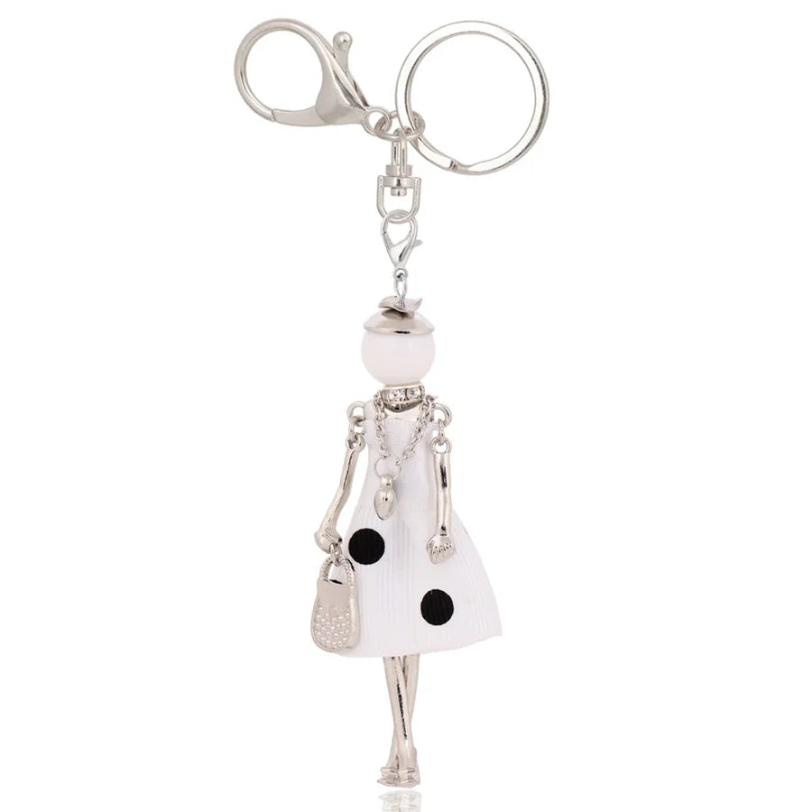 Trendy Women’s Metal Charm Keychain 2026 – Cute Statement Bag Pendant Jewelry Gift for Ladies