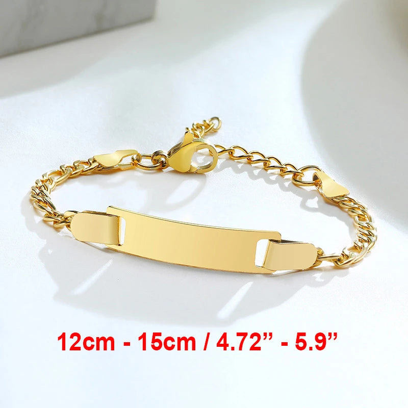 Custom Engraved Mom Bracelet – Personalized Figaro Link Bangle with Names & Birthday Date