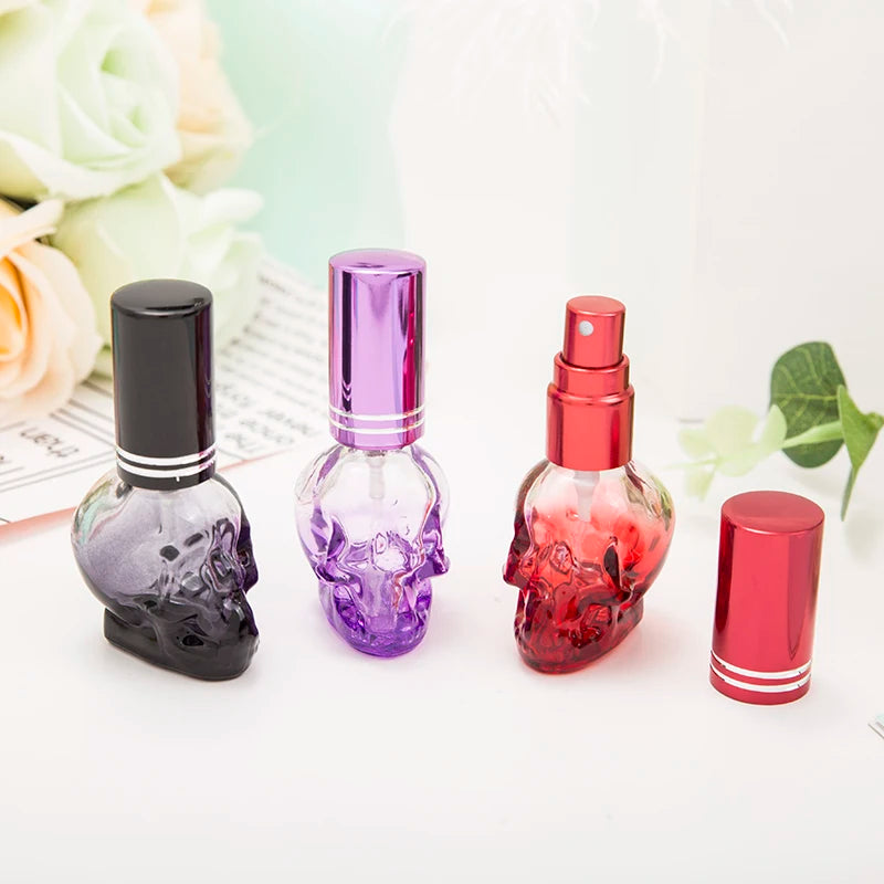 8ml Skull-Shaped Glass Perfume Bottle – Refillable Mini Travel Spray for Personal Fragrance