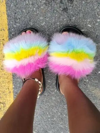 Girls’ Luxury Fluffy Fur Slippers – Warm Plush Indoor Flip Flop Slides for Women, New Arrival