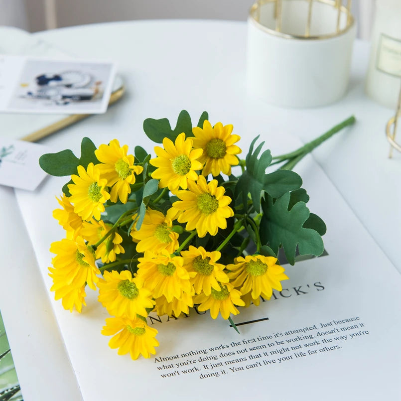21-Head Artificial Daisy Bouquet - Silk Autumn Flowers for Home, Wedding & Party Decor