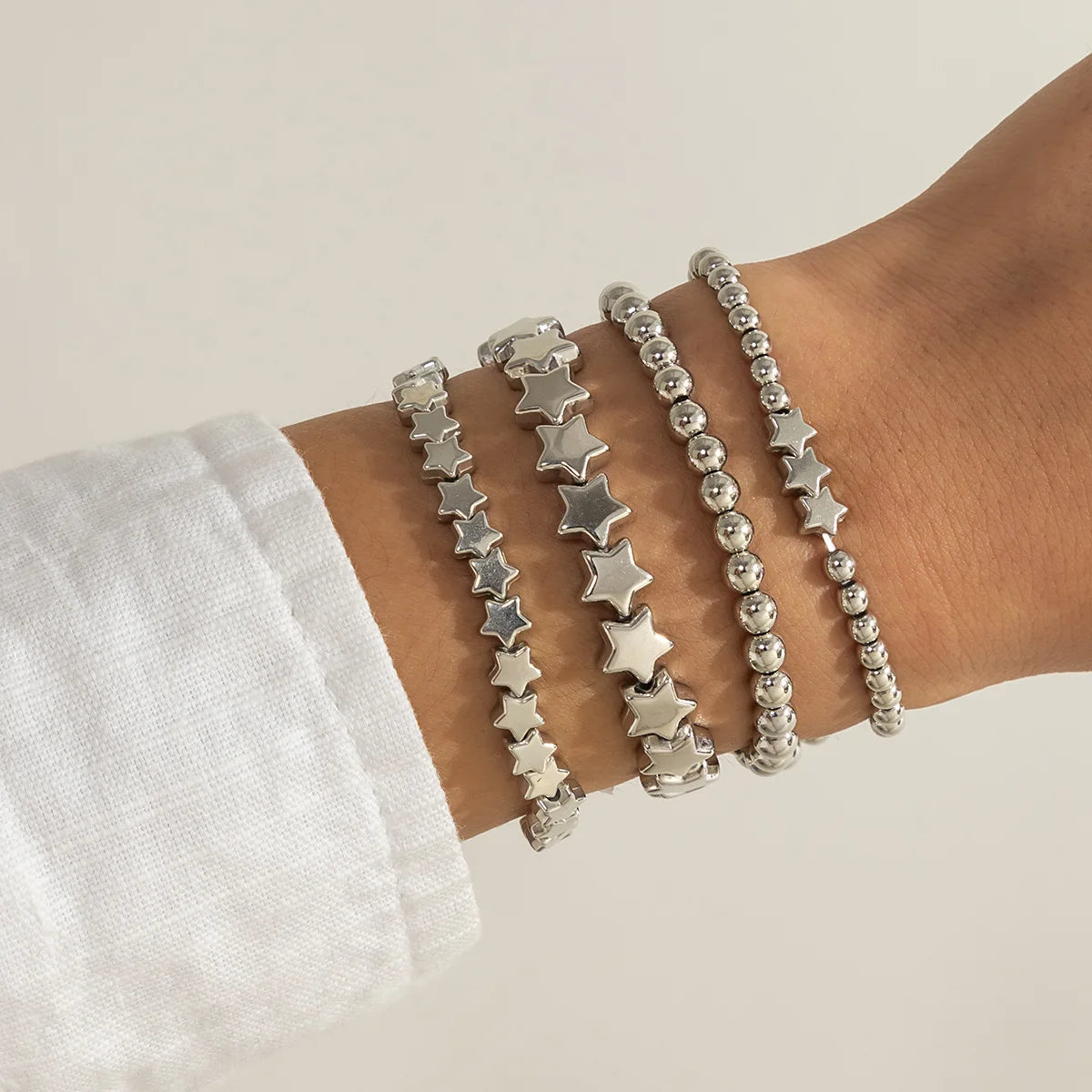 Boho Handmade Beaded Star Bracelet Set — Retro Gold Metal Bracelets for Women, Girly Charm Fashion Jewelry