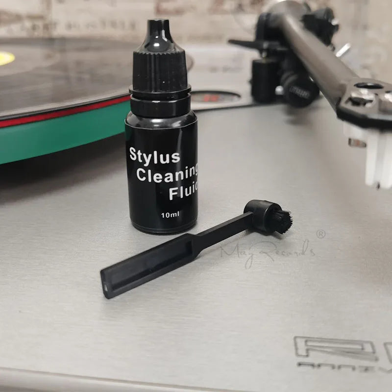 Stylus Brush & 10ml Needle Solution Cleaner – Carbon Fiber Brush Record Player Cleaning Kit