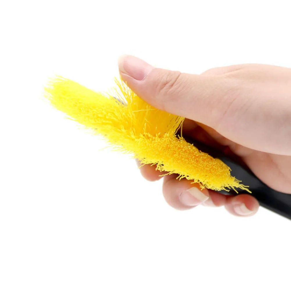 Car Wheel & Tire Rim Brush — Curved, Flexible Deep Cleaning Tool for Truck and Car Wheel Hubs