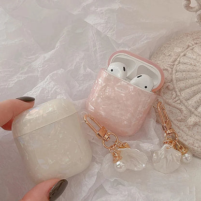 Dreamy Pearl Shell AirPods Case with Keychain – Soft Protective Cover for AirPods Pro 2/1, 3, 2, 1