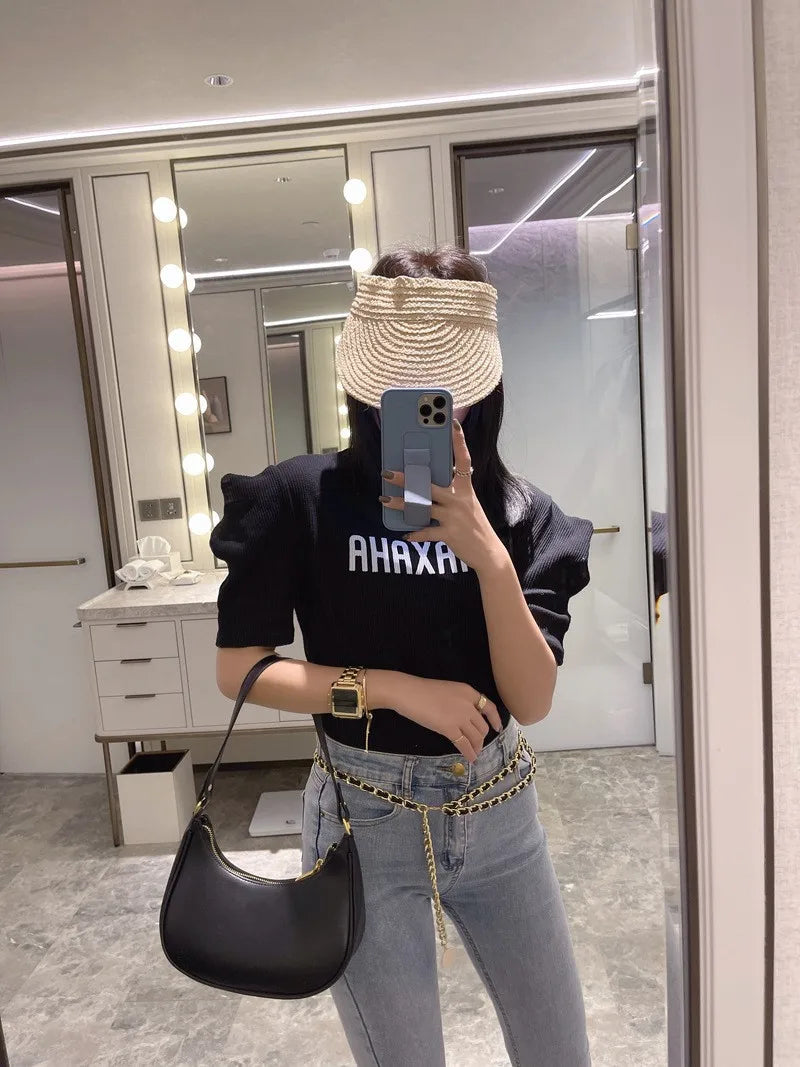 Small Armpit Bag for Women – 2024 New Fashion, French Niche High-End Shoulder Bag, Trendy & All-Match Style