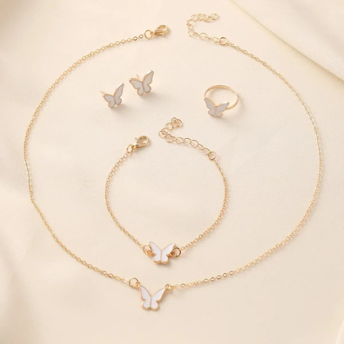 White Butterfly Drop Glazed Necklace – Exquisite Simple Fashion Collarbone Chain Jewelry Set with Earrings and Rings