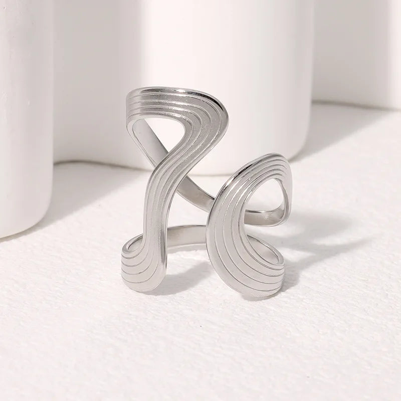 Stainless Steel Irregular Wave Adjustable Ring – Creative Gold Statement Jewelry for Women & Men