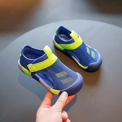 Kids’ Breathable Sport Sandals – Lightweight Summer Beach Shoes, Closed-Toe Casual Sandals for Boys & Girls