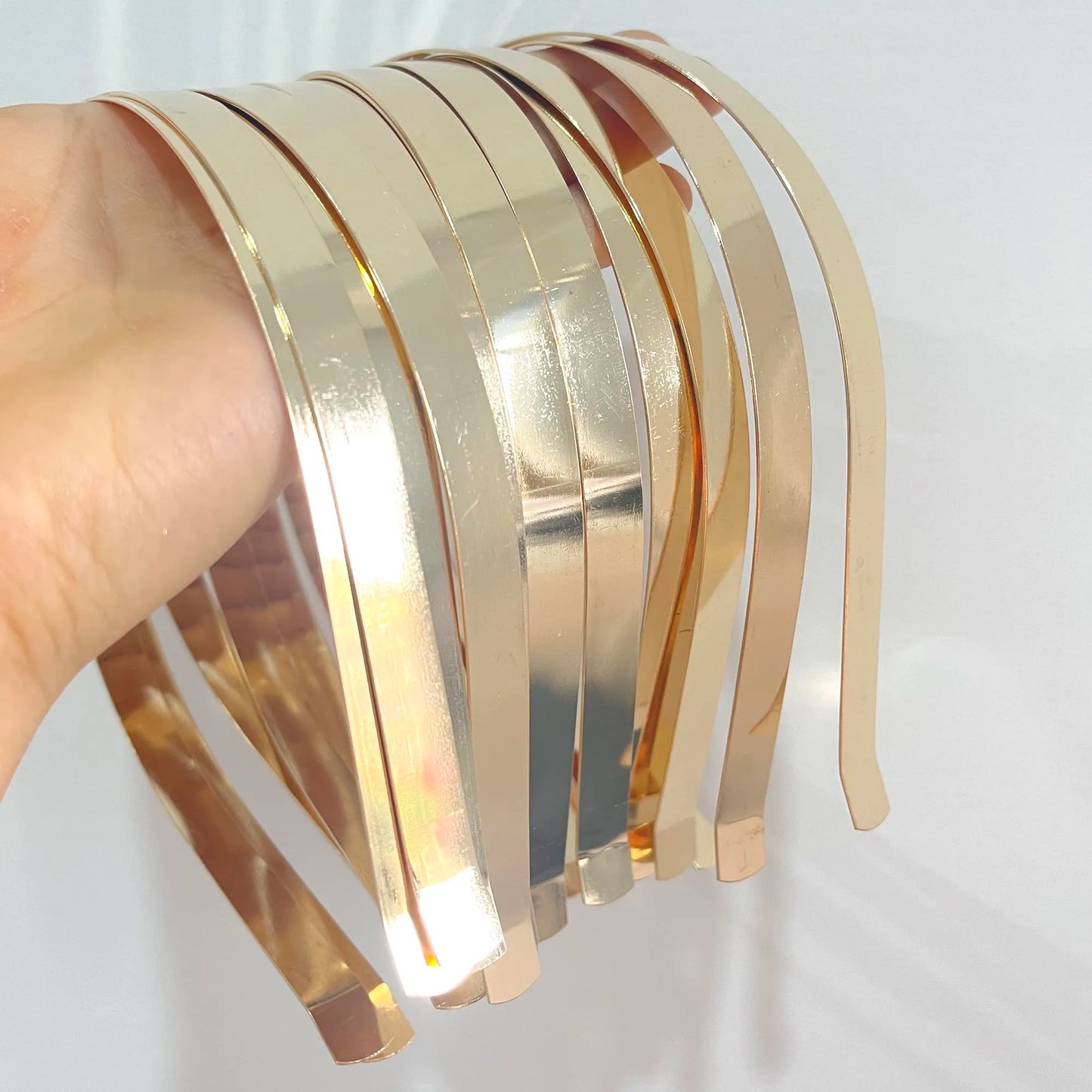 20Pcs Metal Hairbands for Girls – 1.2mm to 10mm Gold, Silver & Black Headbands for Hair Crafts & Hair Accessories