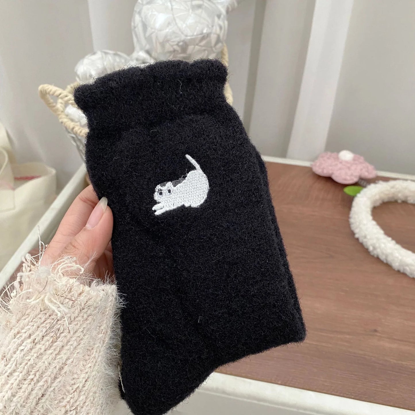 Cartoon Cow Mink Velvet Socks — Cute Cloud Plush Medium Tube Winter Socks for Women, Soft Indoor Stockings