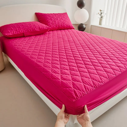 Quilted Waterproof Mattress Protector - Thick Fitted Bed Cover Pad for Queen & King Size Mattresses