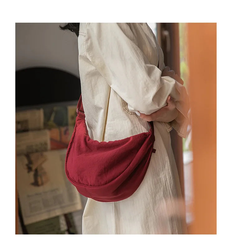 Solid Color Women's Portable Shoulder Bag – Simple Nylon Cloth Padded Crossbody Travel Purse & Messenger Bag