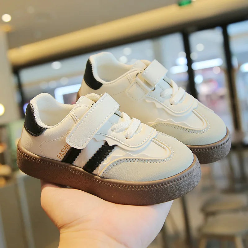 Kids Sport Training Sneakers – Spring Autumn Soft Sole Shoes for Boys & Girls, Casual Fashion Skate Shoes