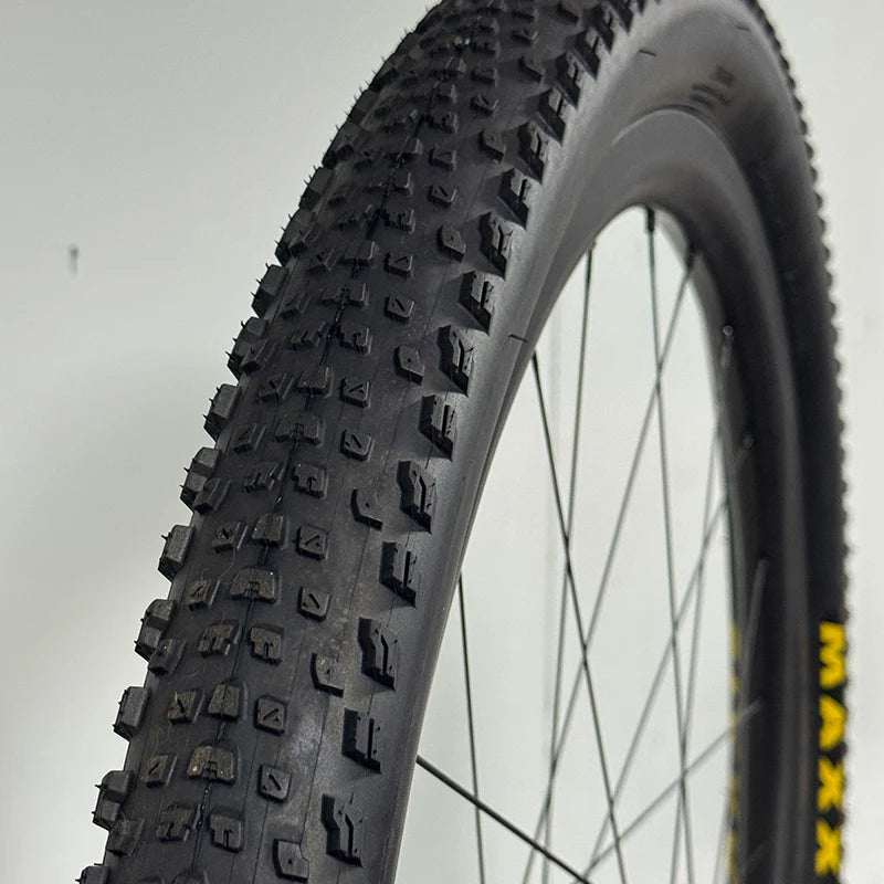Maxxis 29-Inch MTB Tire - Foldable Tubeless-Ready XC Off-Road Bicycle Tyre, 29x2.25, 29x2.35 & 29x2.4