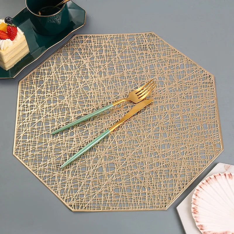 Hibiscus Flower Bronzing PVC Table Mat - Stylish Heat-Resistant Placemat for Home Christmas Decor
