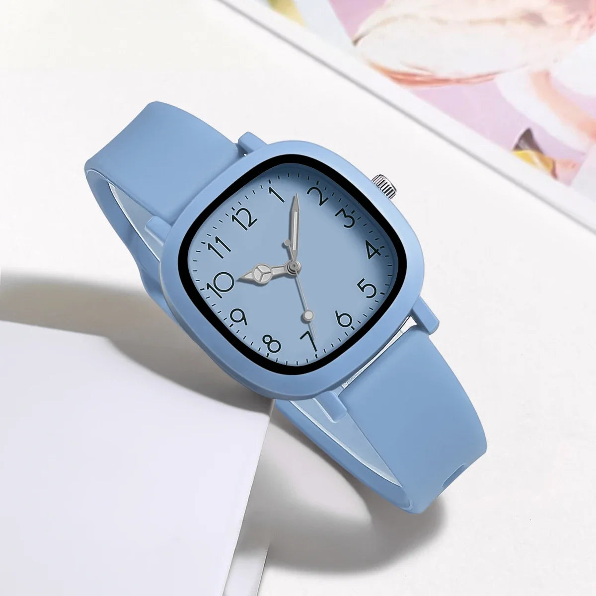 Fashion Women’s Silicone Quartz Watch – Ladies Wristwatch Gift for Christmas & Valentine’s Day