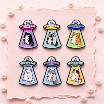 6-Piece UFO Cat Enamel Pin Set - Cartoon Alien Spaceship Brooches for Jackets, Backpacks, and Collectors’ Gifts