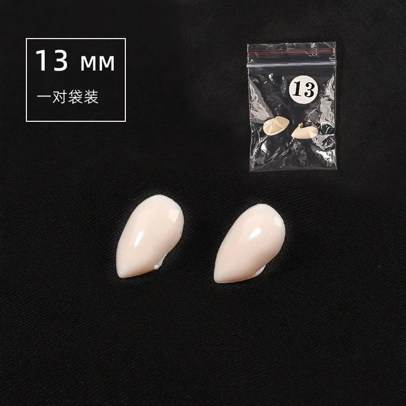 5 Pairs Halloween Vampire Fangs – Resin False Teeth Costume Props with Solid Glue for Cosplay, Party & DIY Decoration