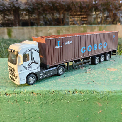 1:50 Large Diecast Alloy Truck Model – Pull-Back Container Toy with Sound & Light for Boys’ Gifts