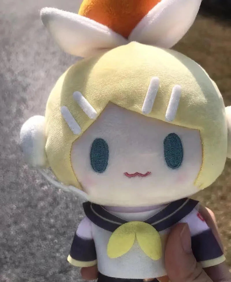 15cm Hatsune Miku Plush Toy – Kawaii Kagamine Len & Rin Stuffed Doll Collection, Perfect Kid Gift Ornament