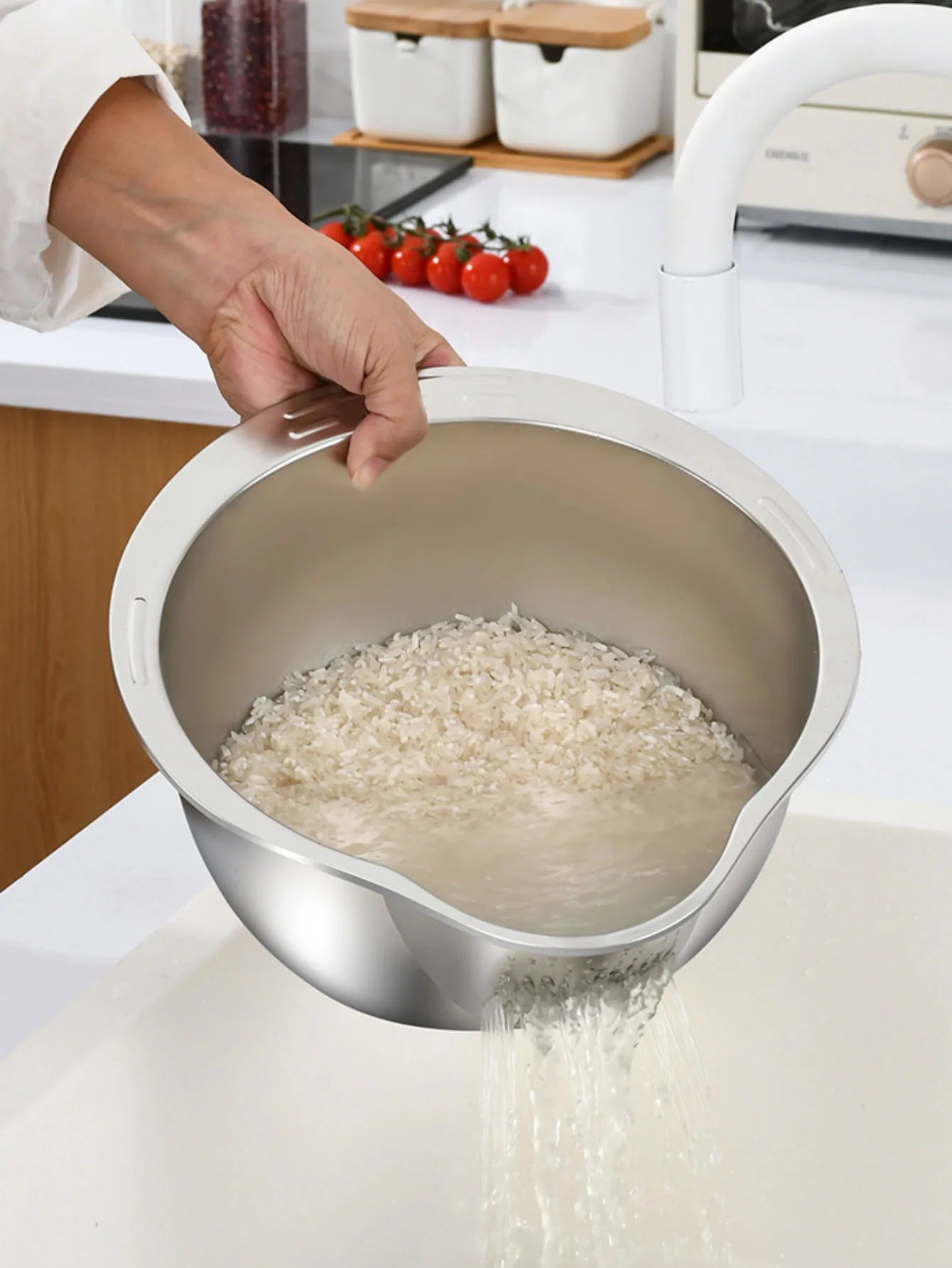 Stainless Steel Rice Washer Strainer Bowl – Multi-Purpose Rice, Fruit & Vegetable Sieve for Kitchen Use