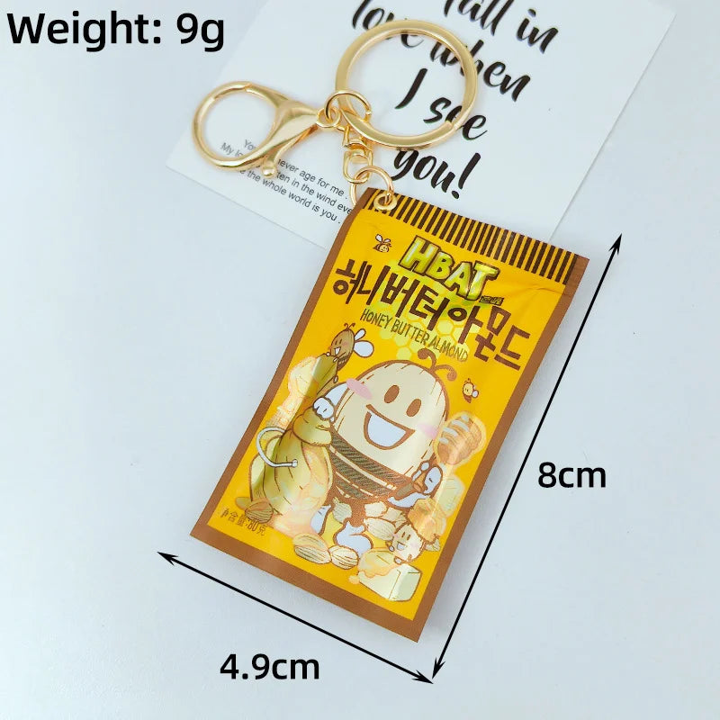 Simulation Instant Noodles Keychain – Mini Snack Phone Pendant Bag Charm, Christmas and New Year Gift Accessory