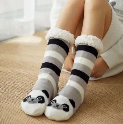 Women’s Winter Plush Socks – Soft Fuzzy Non-Slip Floor Slippers with Penguin, Deer, Elk & Bear, Cozy Christmas Gift