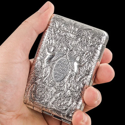 Retro Carved Metal Cigarette Case - Luxury Pocket Tobacco Holder for 14 Cigarettes & Smoking Accessories
