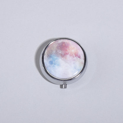 3-Compartment Stainless Steel Pill Box - Round Floral Medicine Organizer, Portable Capsule Case with Dividers