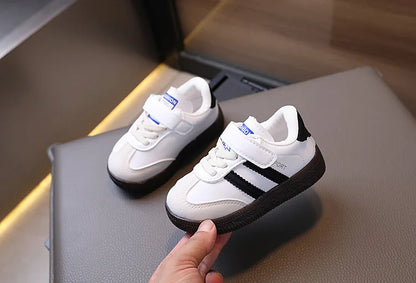 Toddler & Kids White Sneakers — Fashionable Non-Slip Walking Shoes for Boys & Girls, Breathable Outdoor Sport Casual Shoes
