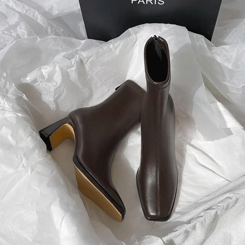 2024 New Vintage Brown Women's Ankle Boots – Fashionable Square Toe, Thick Heel Short Booties for Autumn & Winter