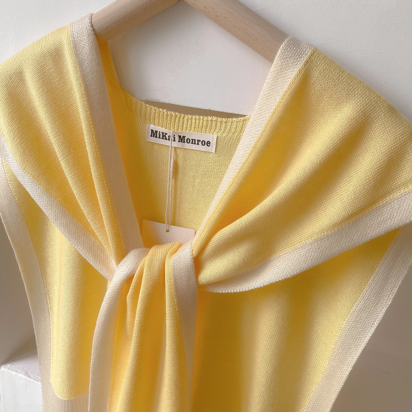 Spring & Autumn Striped Knitted Shawl – High-Grade Neck and Shoulder Scarf for Summer Office & Air-Conditioned Rooms