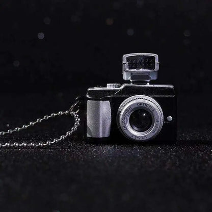 Fashion Camera Pendant Necklace – Vintage Flash Light Camera Jewelry with Long Chain for Women & Men, Punk Party Accessory