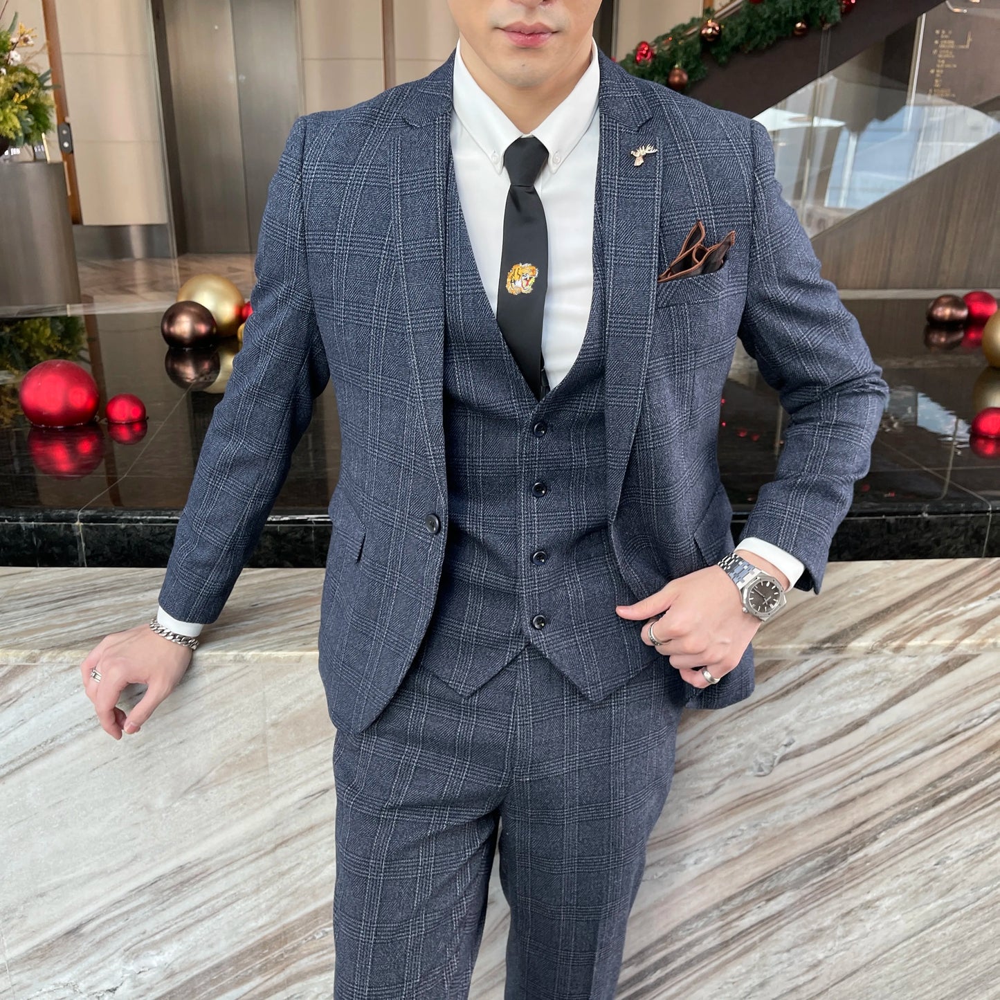 Men’s British Korean Plaid Three-Piece Suit – Stylish Business Casual Set with Blazer, Vest & Trousers