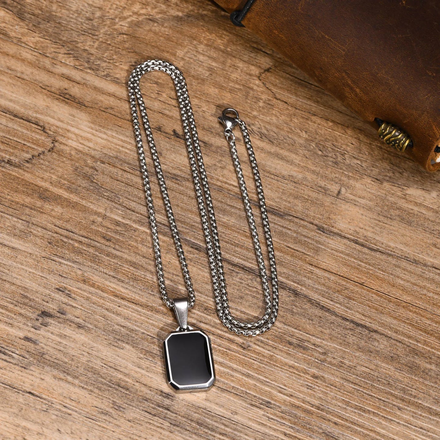 Casual Black Enamel Necklace for Men, Waterproof Stainless Steel Square Pendant, Simple Fashion Collar Jewelry Gift
