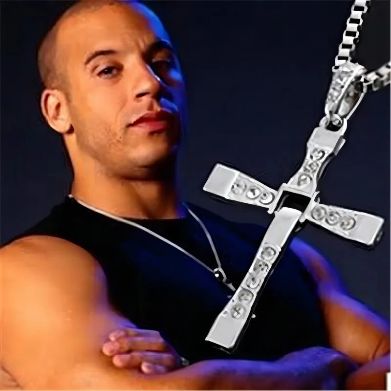 Classic Rhinestone Silver Jesus Cross Pendant Necklace – Crystal Men’s Fashion Jewelry Gift Chain for Daily Wear