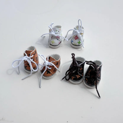 17CM LABUBU Doll Shoes – Lace-Up Printed Sneakers Pendant Accessory for Labubu Dolls