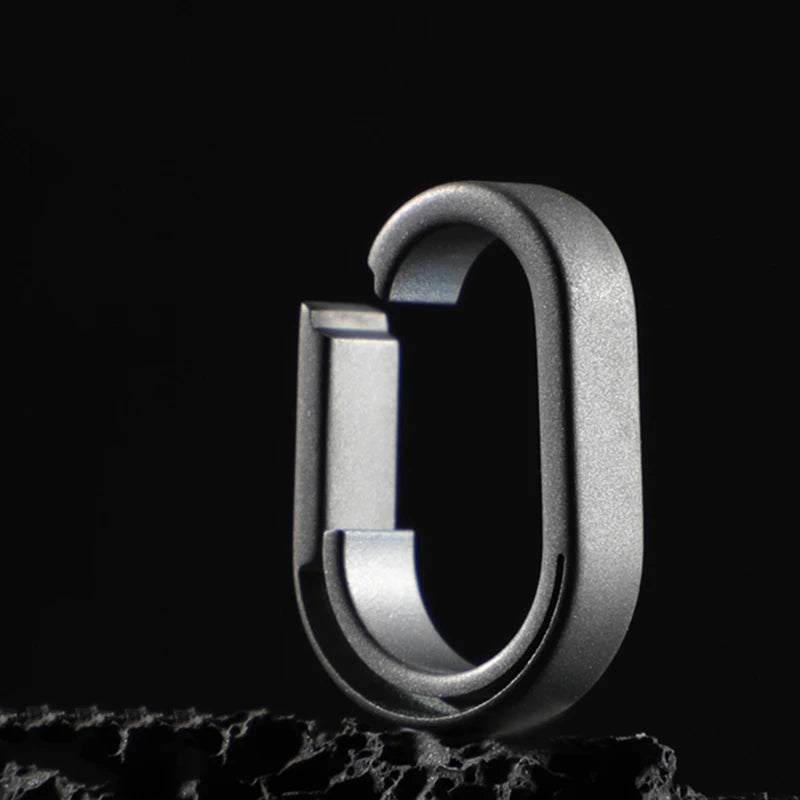 Titanium Alloy Quick-Release Keychain Ring – Mini Car Key Connector Buckle EDC Key Ring Accessory for Everyday Carry