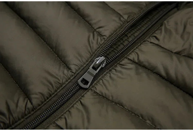 2024 Men’s Ultra-Light Down Jacket – 90% White Duck Down Hooded Thermal Feather Coat
