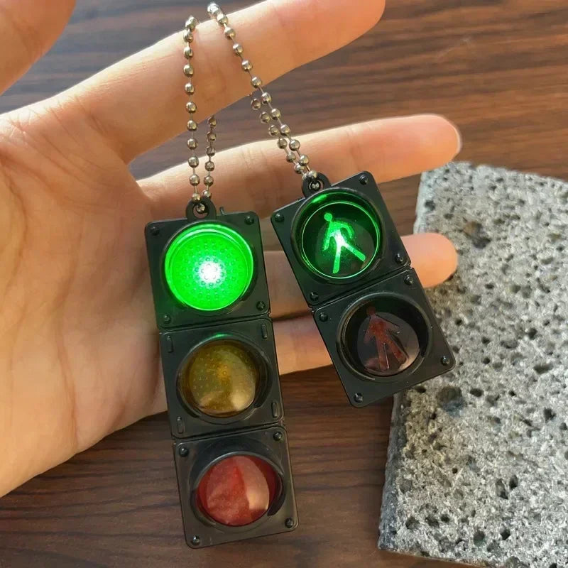 1/2Pcs Simulation Electronic Traffic Light Keychain – Mini LED Pedestrian Light Toy, Kids Cognitive Gift Pendant