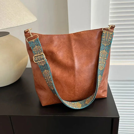 Vintage Solid Color PU Leather Shoulder Sling Bag for Women - High-Capacity, Simple Wide Strap Crossbody Bag for Commuting